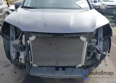 2017 Honda Pilot Touring из США, поврежденный, VIN 5FNYF6H90HB016932